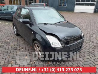 Auto da rottamare Suzuki Swift Swift (ZA/ZC/ZD1/2/3/9), Hatchback, 2005 / 2015 1.3 VVT 16V 2007/5