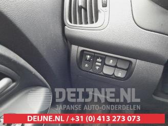 Kia Rio Rio III (UB), Hatchback, 2011 / 2017 1.2 CVVT 16V picture 14