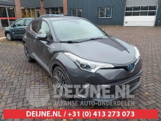 rozbiórka samochody osobowe Toyota C-HR C-HR (X1,X5), SUV, 2016 1.8 16V Hybrid 2017/8
