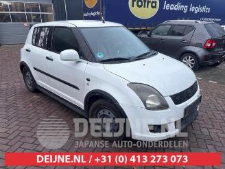 Auto da rottamare Suzuki Swift Swift (ZA/ZC/ZD1/2/3/9), Hatchback, 2005 / 2011 1.3 VVT 16V 2010/3