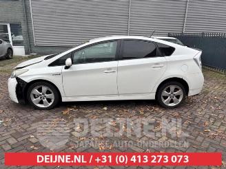 Toyota Prius Prius (ZVW3), Hatchback, 2009 / 2016 1.8 16V picture 3