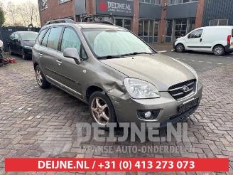 Vrakbiler auto Kia Carens Carens III (FG), MPV, 2006 / 2013 2.0i CVVT 16V 2008/11