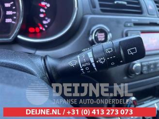 Kia Rio Rio III (UB), Hatchback, 2011 / 2017 1.2 CVVT 16V picture 13