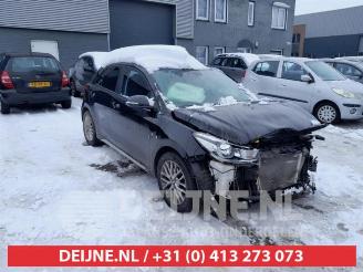 Salvage car Kia Rio Rio IV (YB), Hatchback, 2017 1.0i T-GDi 100 12V 2017/6