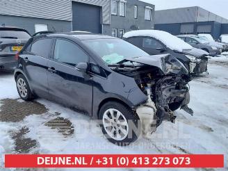 Vrakbiler auto Kia Rio Rio III (UB), Hatchback, 2011 / 2017 1.2 CVVT 16V 2014/4