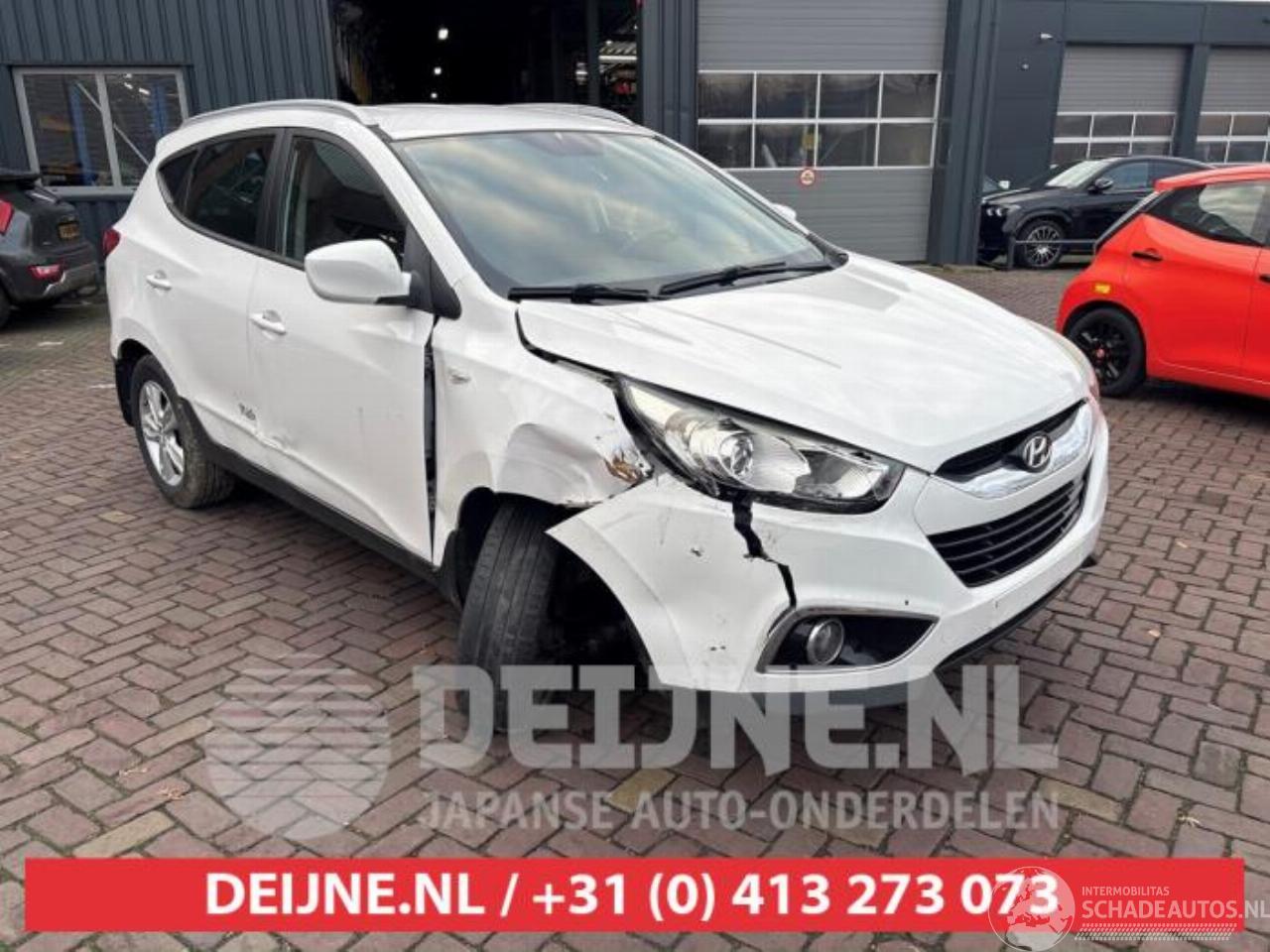 Hyundai Ix35 iX35 (LM), SUV, 2009 / 2015 1.6 GDI 16V