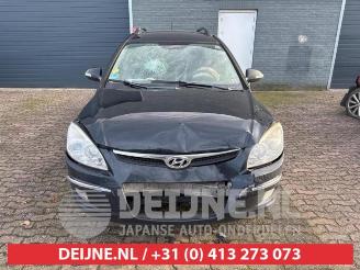 Hyundai I-30 i30 Crosswagon (WWH), Combi, 2007 / 2012 1.6 CVVT 16V picture 2