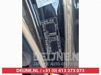 Toyota iQ iQ, Hatchback 3-drs, 2009 / 2015 1.0 12V VVT-i picture 20