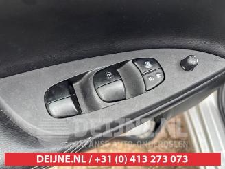 Nissan Pulsar Pulsar (C13), Hatchback, 2013 1.2 DIG-T 16V picture 18