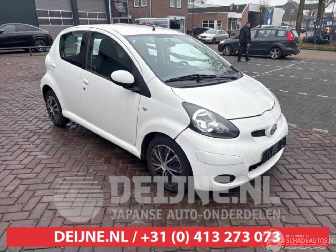 Toyota Aygo Aygo (B10), Hatchback, 2005 / 2014 1.0 12V VVT-i