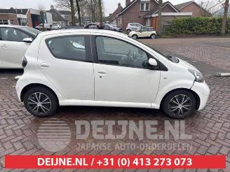 Toyota Aygo Aygo (B10), Hatchback, 2005 / 2014 1.0 12V VVT-i picture 8