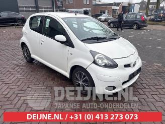Démontage voiture Toyota Aygo Aygo (B10), Hatchback, 2005 / 2014 1.0 12V VVT-i 2009/11