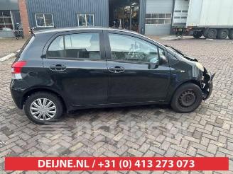 Toyota Yaris Yaris II (P9), Hatchback, 2005 / 2014 1.0 12V VVT-i picture 8