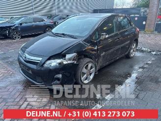 Toyota Auris Auris (E15), Hatchback, 2006 / 2012 1.8 16V HSD Full Hybrid picture 3