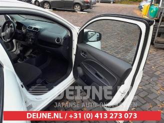 Mitsubishi Space-star Space Star (A0), Hatchback, 2012 1.0 12V picture 15