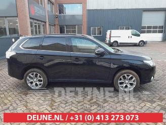 Mitsubishi Outlander Outlander (GF/GG), SUV, 2012 / 2022 2.0 16V PHEV 4x4 picture 8