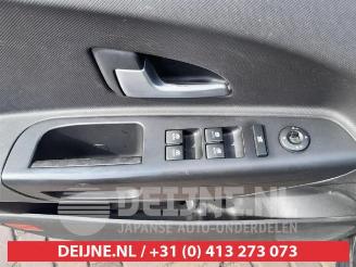 Kia Cee d Cee'd (EDB5), Hatchback 5-drs, 2006 / 2012 1.4 CVVT 16V picture 20