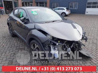 Uttjänta bilar auto Toyota C-HR C-HR (X1,X5), SUV, 2016 1.8 16V Hybrid 2023/7