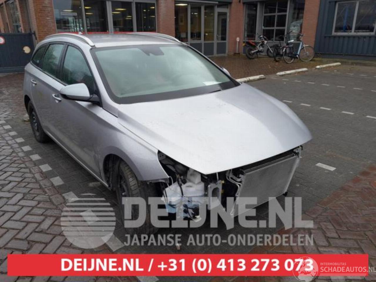 Hyundai I-30 i30 Wagon (PDEF5), Combi, 2017 1.5 DPi 16V