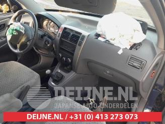 Hyundai Tucson Tucson (JM), SUV, 2004 / 2010 2.0 16V CVVT 4x2 picture 18