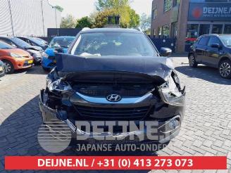 Hyundai Ix35 iX35 (LM), SUV, 2009 / 2015 2.0 16V picture 2