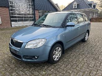 Auto incidentate Skoda Fabia 1.6 16v Ambiente 2008/12