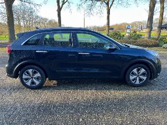 Kia Niro 1.6 Hybrid DynamicLine let op!! picture 2