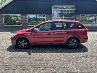 Kia Ceed 1.6 crdi Sporty Wagon X-ecutive picture 7