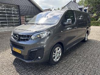 krockskadad bil bedrijf Opel Vivaro 2.0 cdti L3 Innovation 2019/7