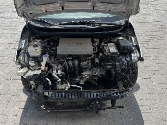 Kia Picanto 1.0 CVVT picture 5