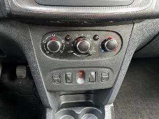 Dacia Sandero STEPWAY 0.9TCE NAVI / CRUISE / PDC picture 12