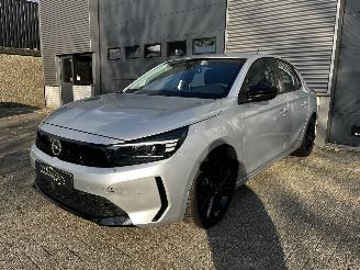 Vaurioauto  passenger cars Opel Corsa 1.2 TURBO / AUTOMAAT / CRUISE / PDC 2024/9