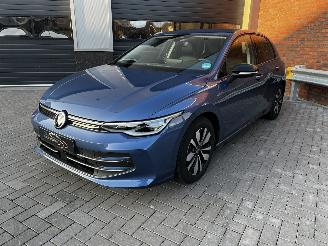 Schadeauto Volkswagen Golf 1.5 eTSI AUTOMAAT / NAVI / CRUISE / LED / ENZ ENZ 2025/4