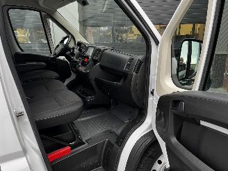 Citroën Jumper 2.2 BlueHDI L4-H2 AIRCO / NAVI / AIRCO picture 13