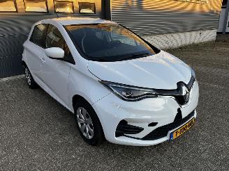 Renault Zoé R110 52kWh AIRCO / CRUISE / NAVI / HUUR ACCU picture 3
