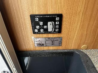 Niesmann+Bischoff  FLAIR 7100IC IVECO 3.0 AUTOMAAT picture 18