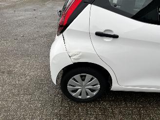 Toyota Aygo 1.0 VVT-i AIRCO / CRUISE picture 5