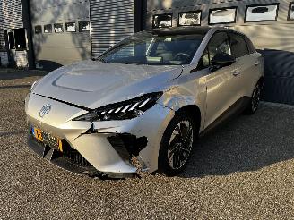 Auto incidentate MG MG4 ELECTRIC LUXURY 64Kwh 2023/6