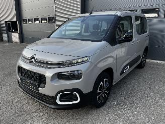 Auto incidentate Citroën Berlingo 1.5 Bleu HDI / AIRCO / CRUISE / PDC / 5 PERS 2022/5