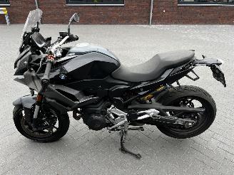 BMW F 900 R XR picture 2