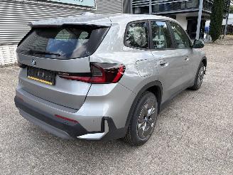damaged passenger cars BMW iX1 eDrive20 67 kWh 2024/3