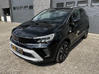 Damaged car Opel Crossland 1.2 Turbo AUTOMAAT / PANODAK 2024/2
