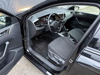 Volkswagen Polo 1.0TSI CRUISE / NAVI / 44000KM / NAP picture 10
