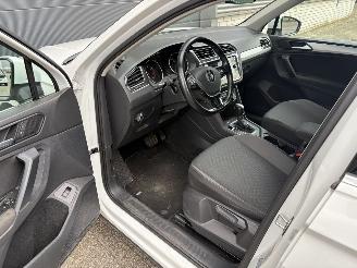 Volkswagen Tiguan 2.0 TSI 4X4 AUTOMAAT / NAVI / CRUISE / CAMERA picture 4