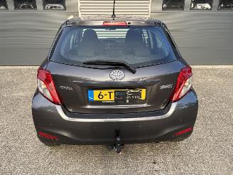 Toyota Yaris 1.3 VVT-I NAVI / CRUISE / PDC picture 20