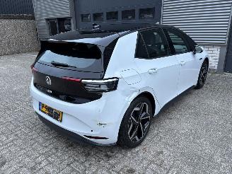 Volkswagen ID.3 PRO S  77kWh NAVI / CRUISE / PDC picture 23