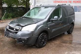 Vrakbiler auto Peugeot Partner Partner (GC/GF/GG/GJ/GK), Van, 2008 / 2018 1.6 HDI 90 2015/12