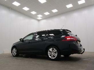 Peugeot 308 SW 1.2 PureTech Executive Navi Clima picture 3