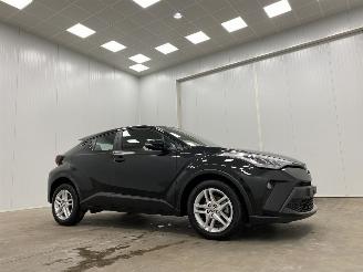 damaged passenger cars Toyota C-HR 1.8 Hybrid Navi Clima 2022/2