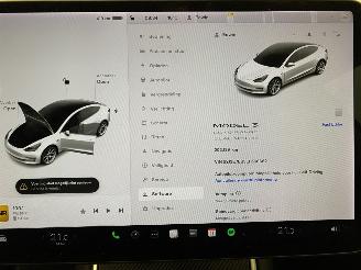 Tesla Model 3 AWD Dual-Motor Long-Range picture 15